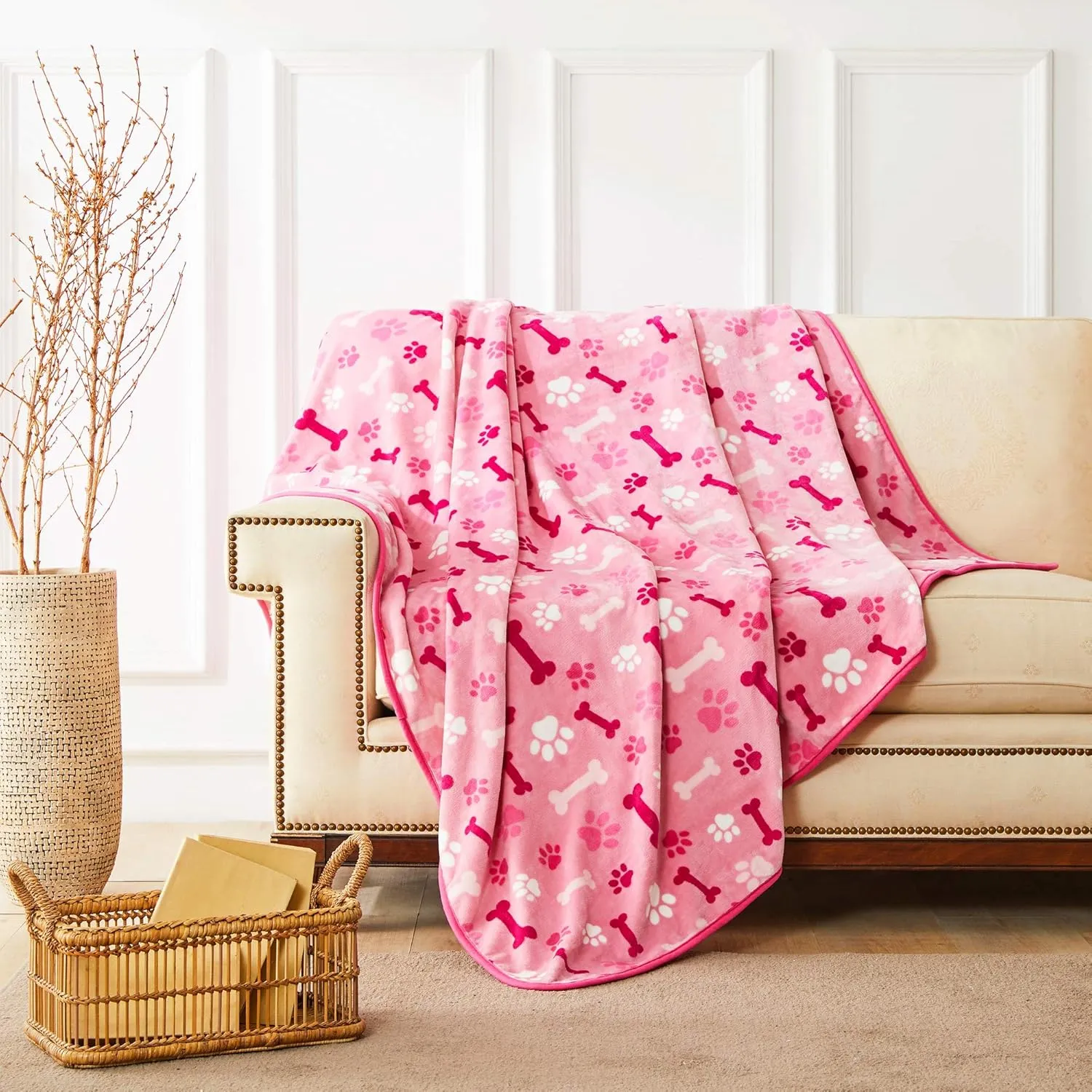 Allisandro Luxurious Dog Blanket, 350 GSM Super Fuzzy Microplush Fleece Pet Blankets for Small Medium Large Dogs and Cats, Pink Paw and Bone, 40" x 32"